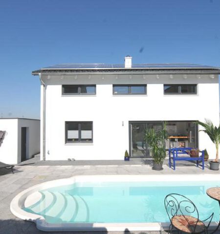 Blaue Lagune im Herzen Bayerns