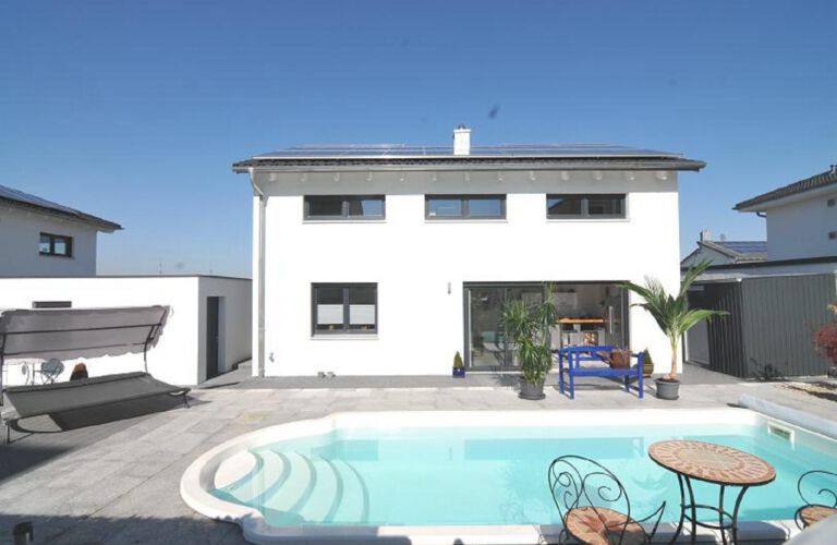 Blaue Lagune im Herzen Bayerns