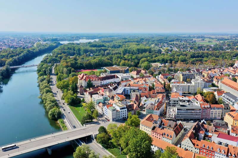 Luftbild von Ingolstadt mit der Donau